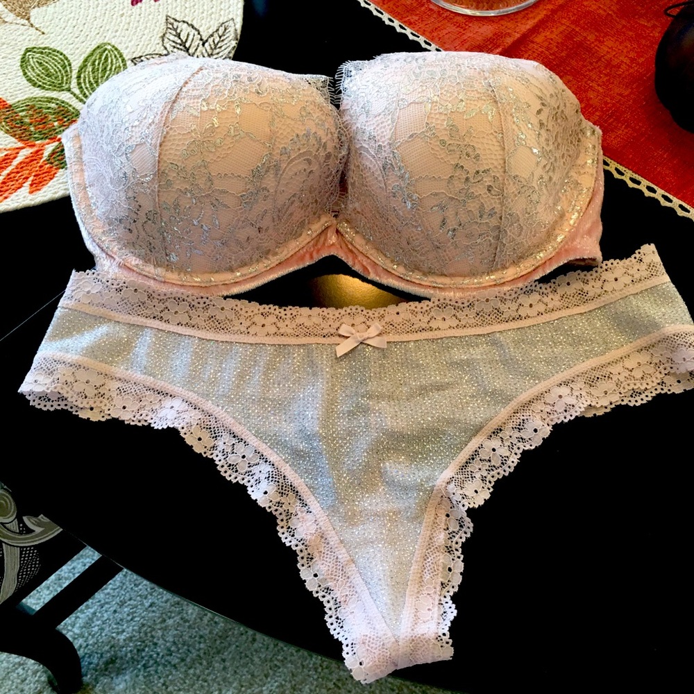 Victoria Secret  bra and panty set